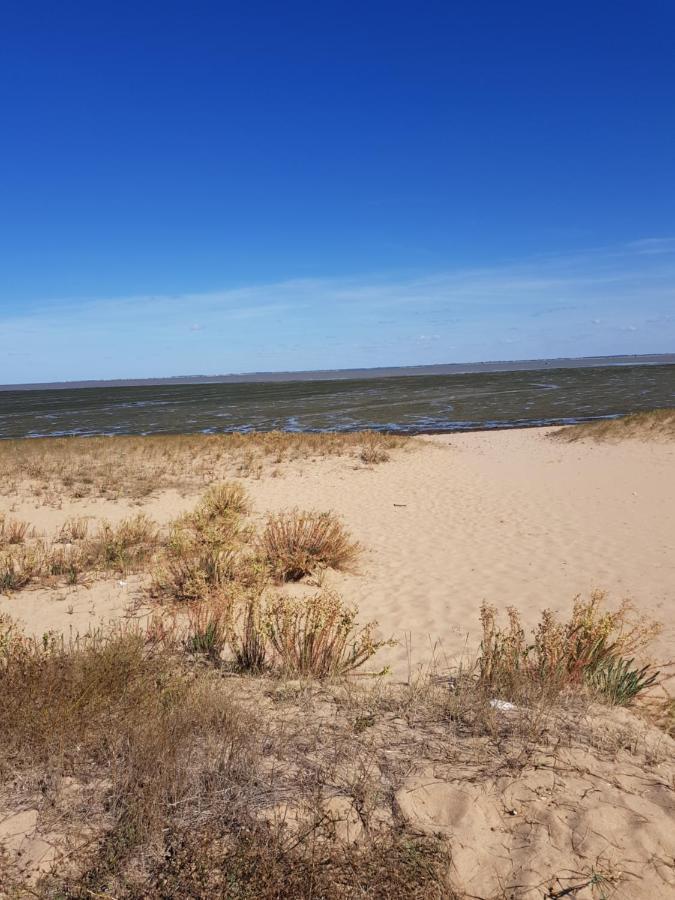 Arretez Vous A Oleron Villa Le Chateau d'Oleron Bagian luar foto